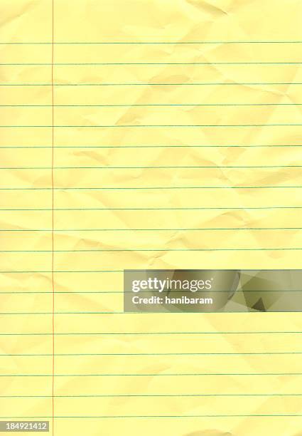 arrugados amarillo bloc de notas - lined paper fotografías e imágenes de stock