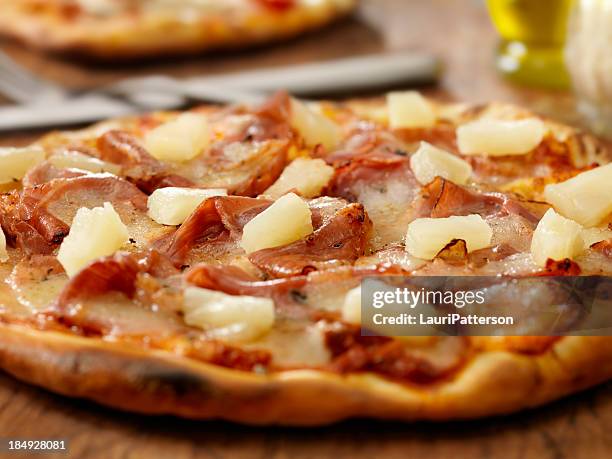 hawaiian pizza - pizza with ham stock pictures, royalty-free photos & images