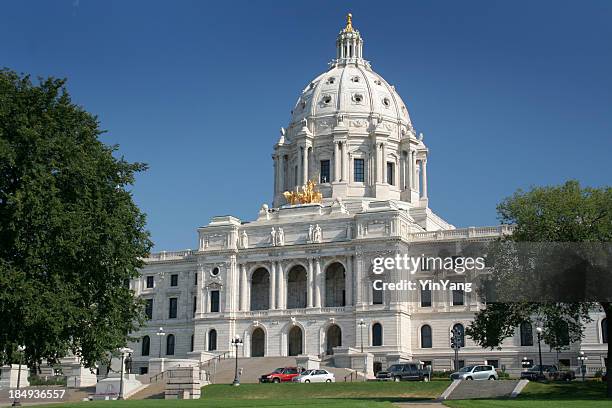 minnesota state capitol building exterior, st. paul famous government dome - minnesota state capitol building stock pictures, royalty-free photos & images