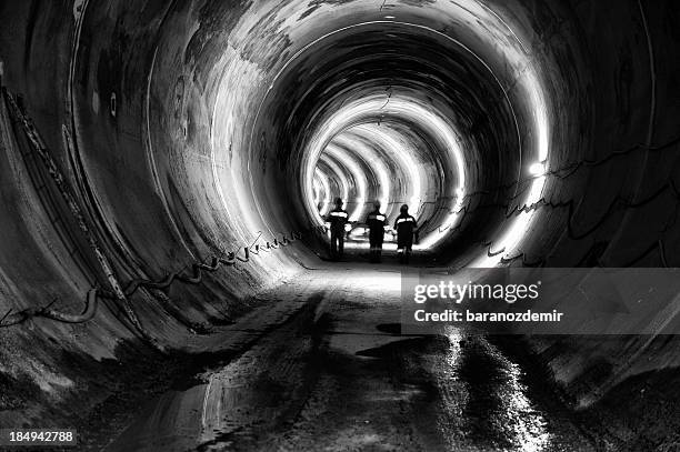 métro, tunnel souterrain de construction - tunnel photos et images de collection