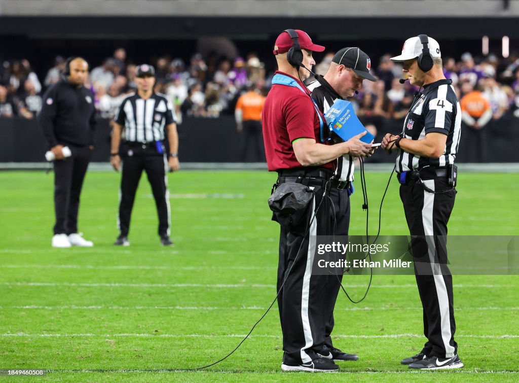 Minnesota Vikings v Las Vegas Raiders