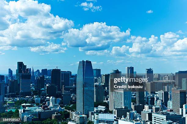 tokyo cityscape - buildings clear sky stock pictures, royalty-free photos & images