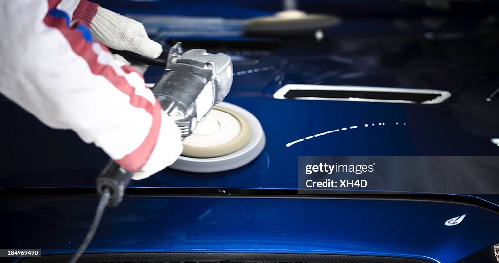 Polishing hood with wax