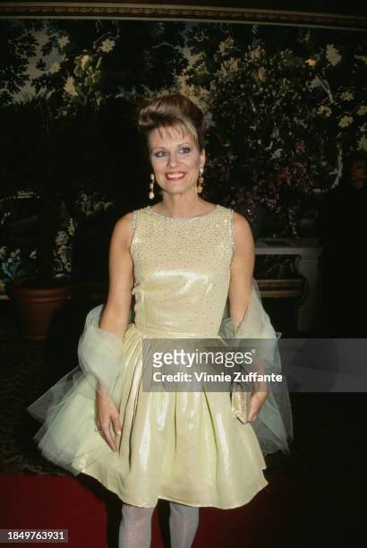 American journalist and talk show host Faith Daniels attends the 19th Annual Daytime Emmy Awards, held at the Sheraton New York Hotel & Towers in...