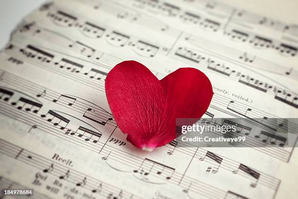love song - bladmuziek stockfoto's en -beelden