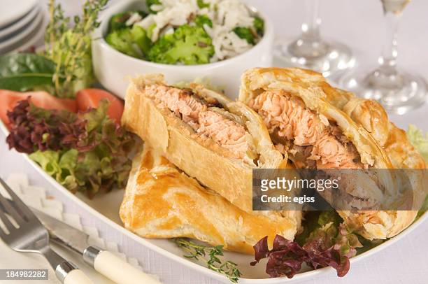 filete de salmão - pastry imagens e fotografias de stock