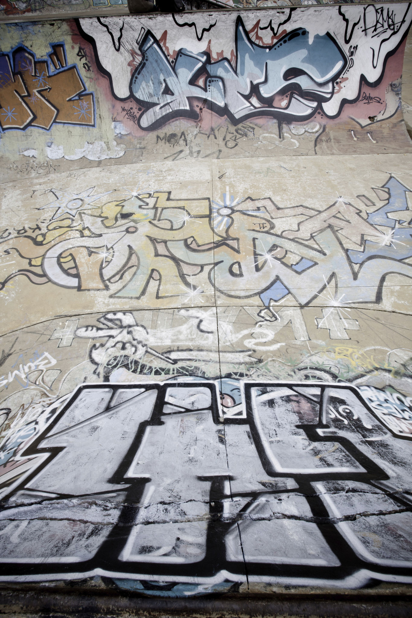 street art lisbon