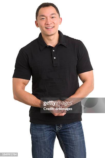 alegre hombre con las manos juntas - camisa negra fotografías e imágenes de stock