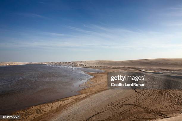 inland sea, qatar - qatar desert stock pictures, royalty-free photos & images