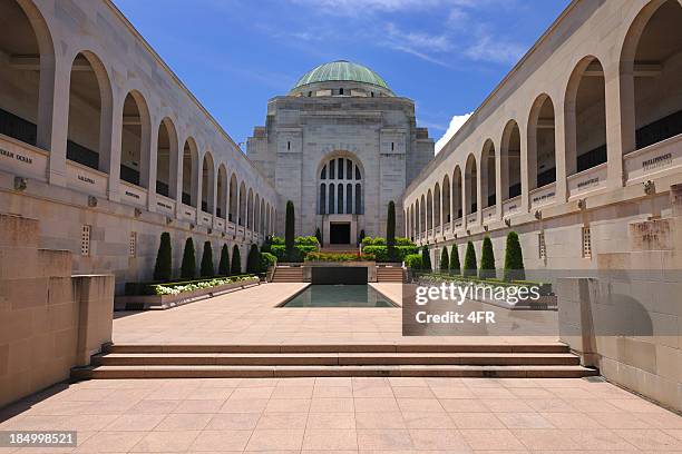 australian war memorial - canberra australia stock-fotos und bilder