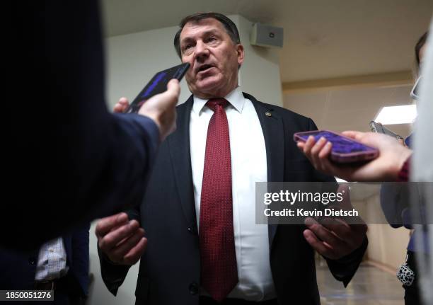 Mike Rounds Smiling 4,947 Mike Rounds Photos & High Res Pictures - Getty Images