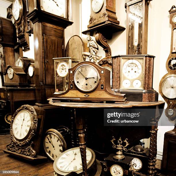 clock shop - barometer bildbanksfoton och bilder