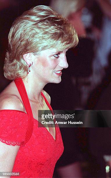 Catherine Walker Photos and Premium High Res Pictures - Getty Images