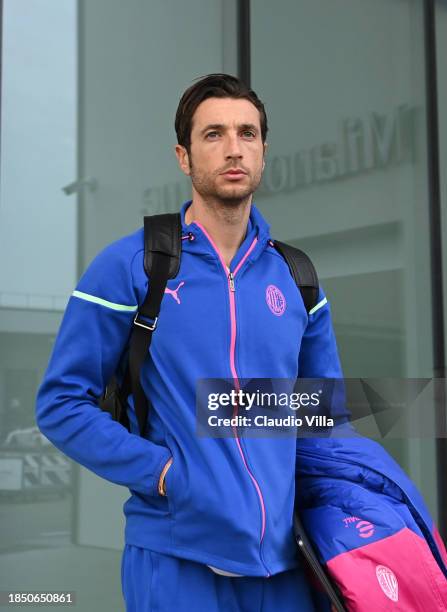 Antonio Mirante of AC Milan leaves Malpensa airport for Newcastle on December 12, 2023 in Milan, Italy.