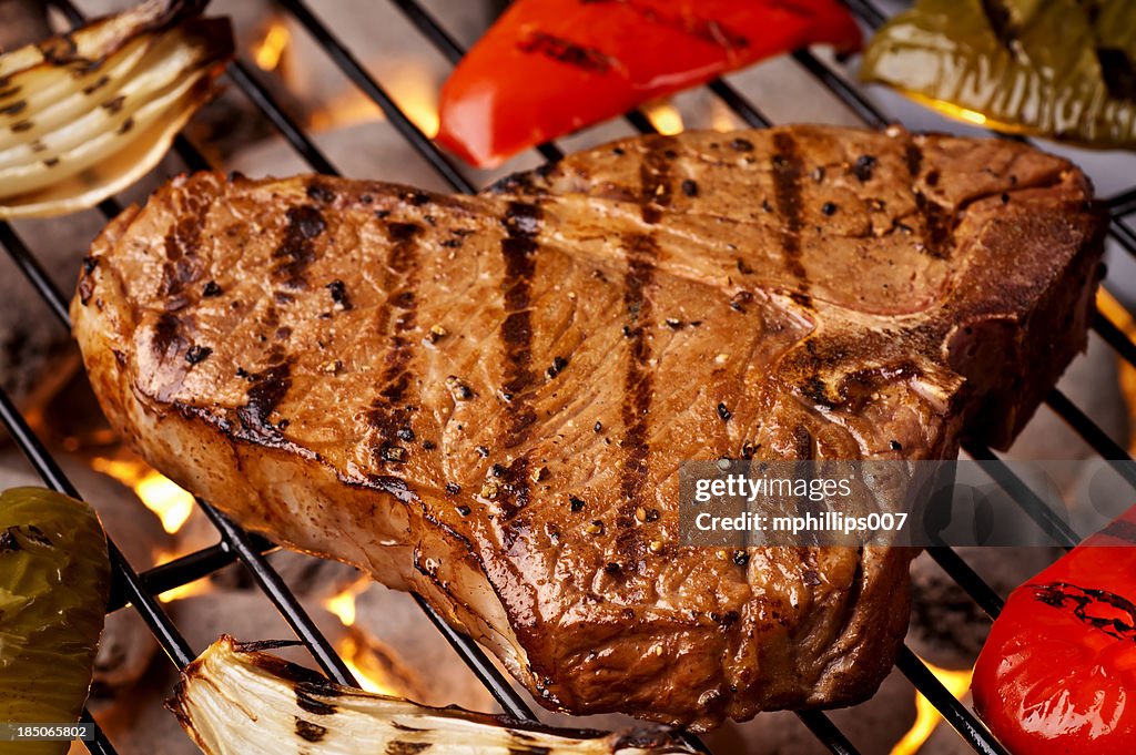 Gegrilltes T-bone-Steak