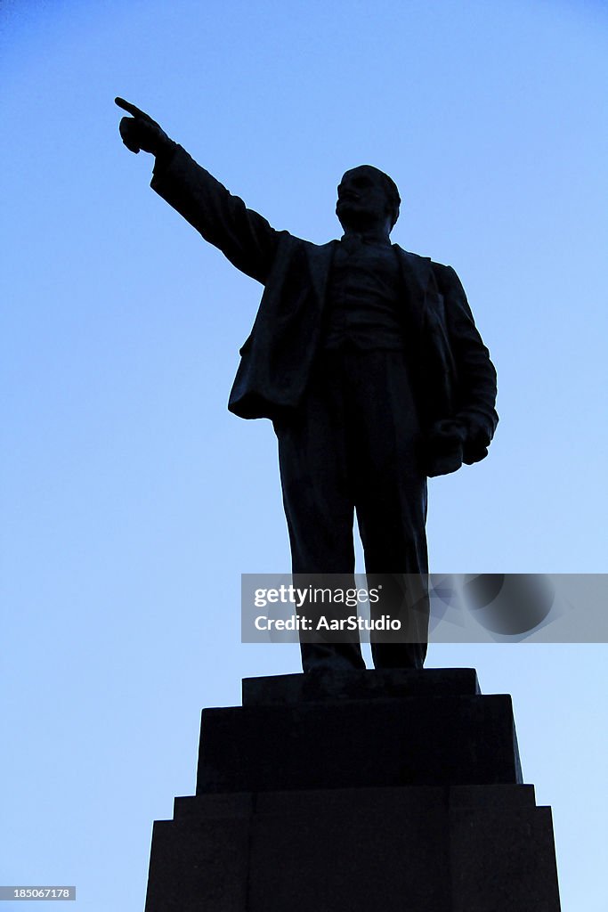 Silhouette Lenin