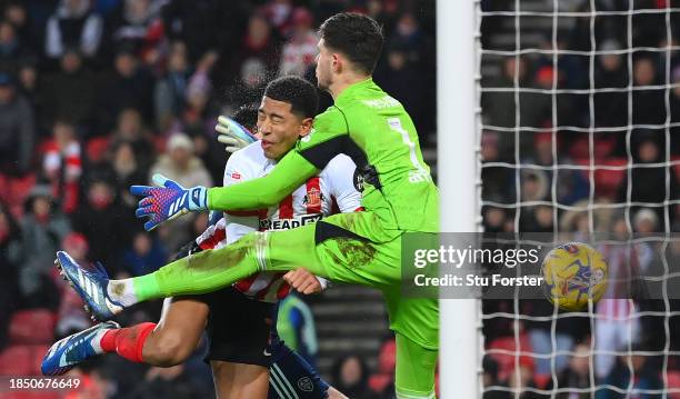 Leeds goalkeeper Illan Meslier is beaten by a header from Jobe Bellingham of Sunderland for the first goal during the Sky Bet Championship match...