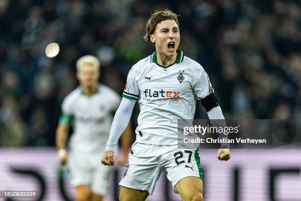 Rocco Reitz of Borussia Moenchengladbach celebrates his teams first goal during the Bundesliga match between Borussia Moenchengladbach and SV Werder...