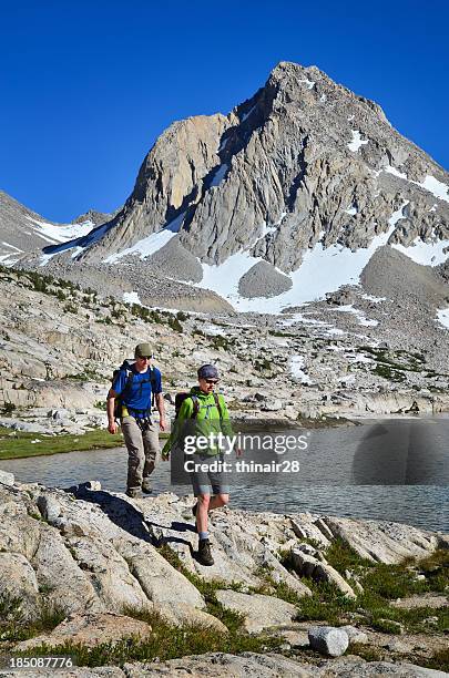 berg wanderer - kings canyon nationalpark stock-fotos und bilder