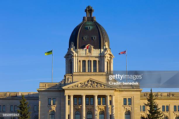 regina, canada - saskatchewan stock pictures, royalty-free photos & images