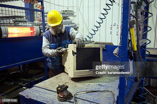 reciclagem de resíduos electrónicos - electrical equipment imagens e fotografias de stock