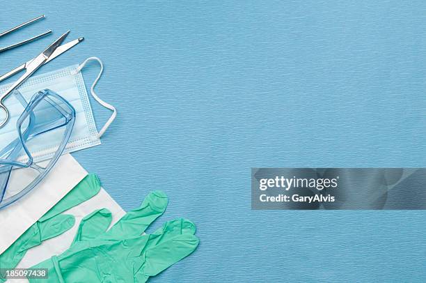 surgical configurar con equipos de seguridad clínica - material médico fotografías e imágenes de stock