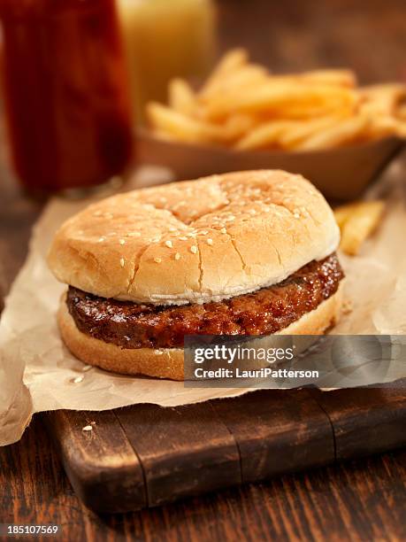 hamburger - plain hamburger stock pictures, royalty-free photos & images