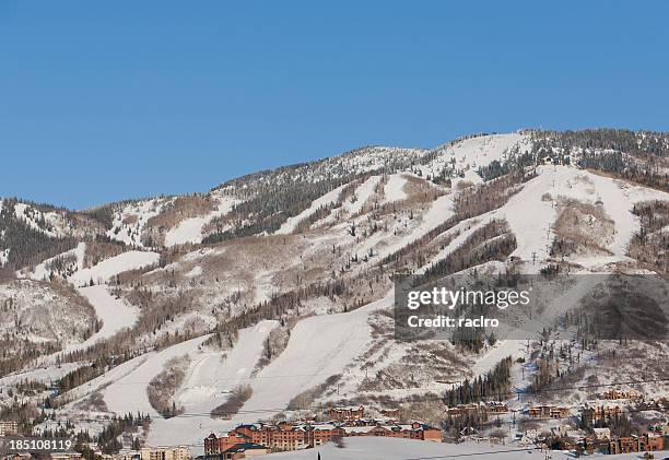 station de ski de steamboat, colorado - steamboat springs colorado photos et images de collection