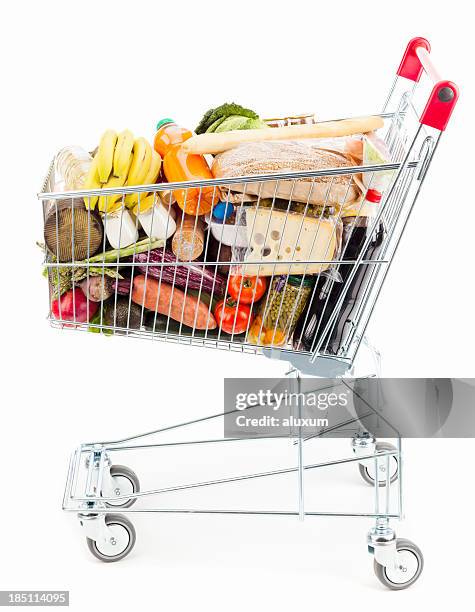cesta de compras - grocery cart fotografías e imágenes de stock