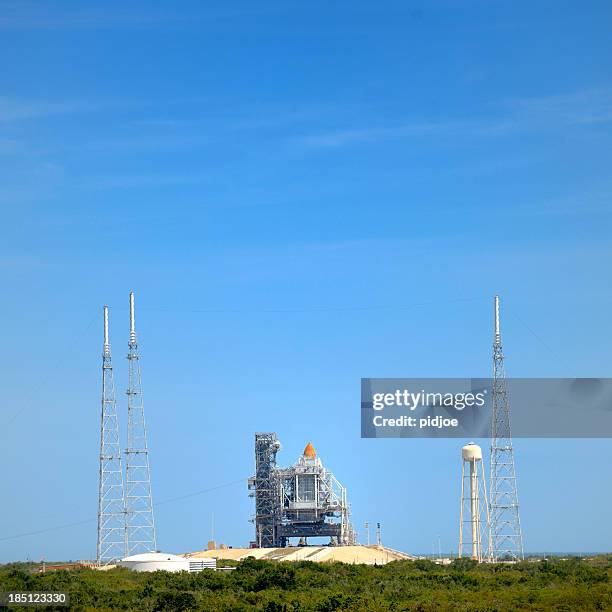 plataforma de lanzamiento del transbordador espacial - cabo cañaveral fotografías e imágenes de stock