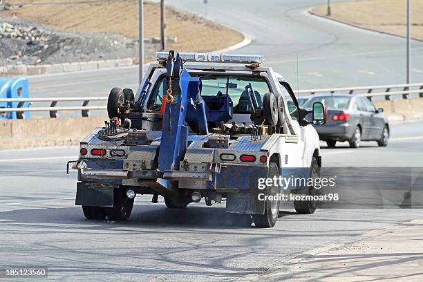 tow truck - tow truck stock pictures, royalty-free photos & images
