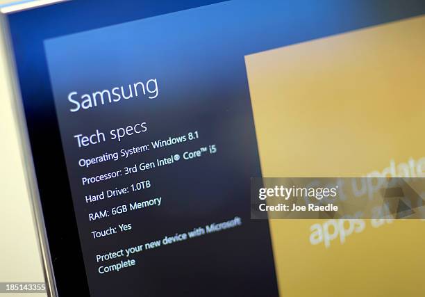 Operating System Display Windows Operating System Photos and Premium High Res Pictures - Getty ...