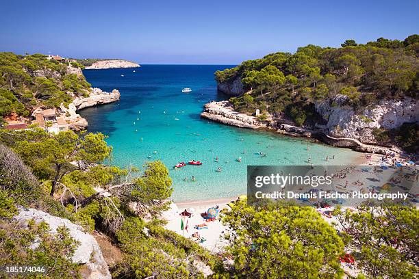 cala llombards - spanje stockfoto's en -beelden