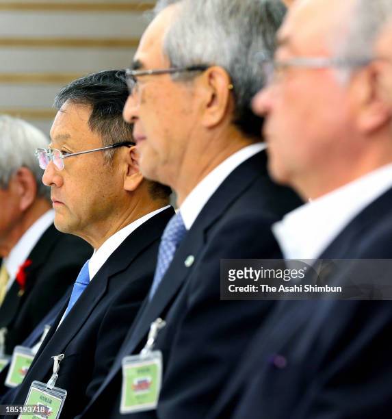 Toyota Motor Co President Akio Toyoda, Hitachi Ltd Chairman Takashi Kawamura and Rengo, the Japan Trade Union Confederation president Nobuaki Koga...