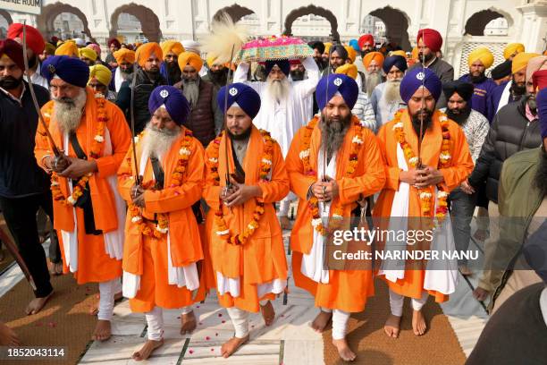 274 Panj Pyare Stock Photos, High-Res Pictures, and Images - Getty Images