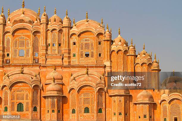 hawa mahal, palace of the winds - hawa mahal fotografías e imágenes de stock