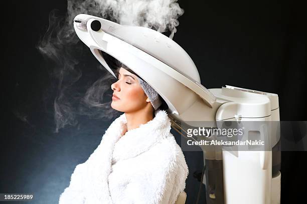 17,496 Hair Spa Photos and Premium High Res Pictures - Getty Images