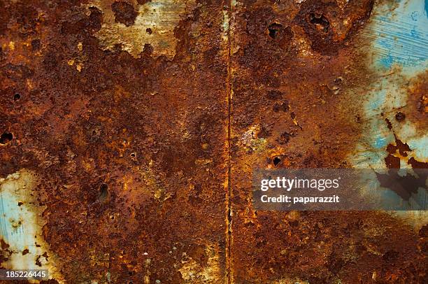 rusted metal background - bronze texture stockfoto's en -beelden