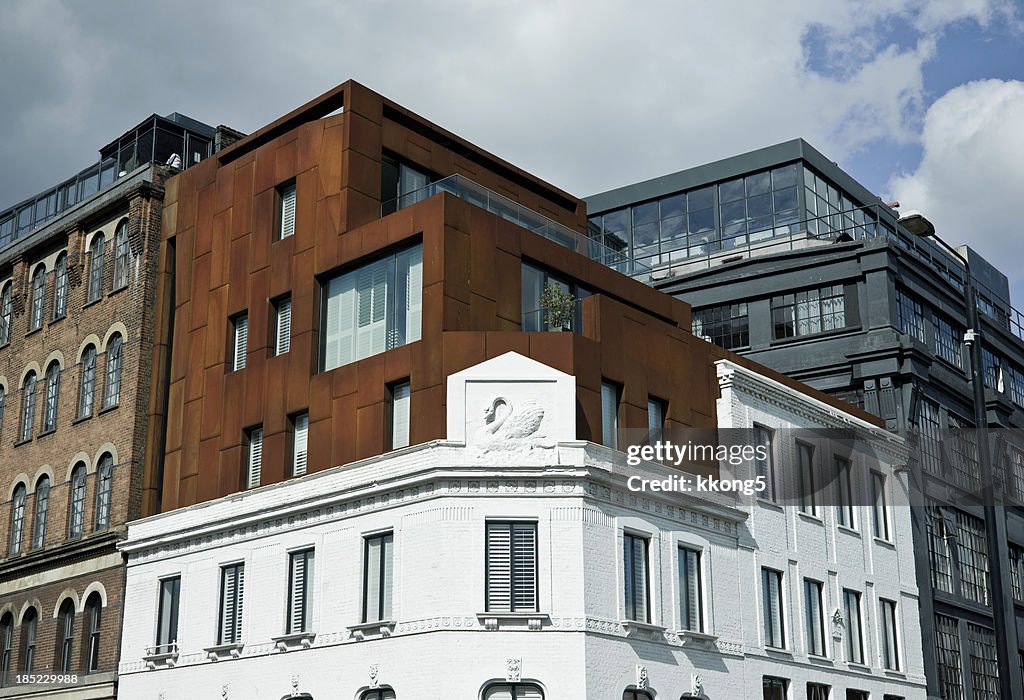 London Architecture: trendy loft buildings in Shoreditch