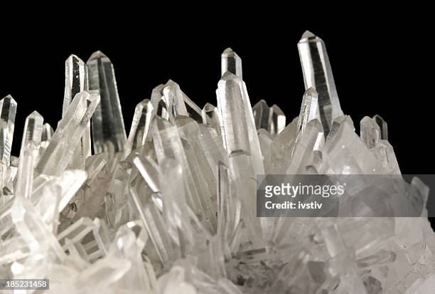 quartz crystals - clear quartz stock pictures, royalty-free photos & images