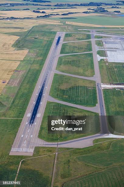 runway - edmonton stock pictures, royalty-free photos & images