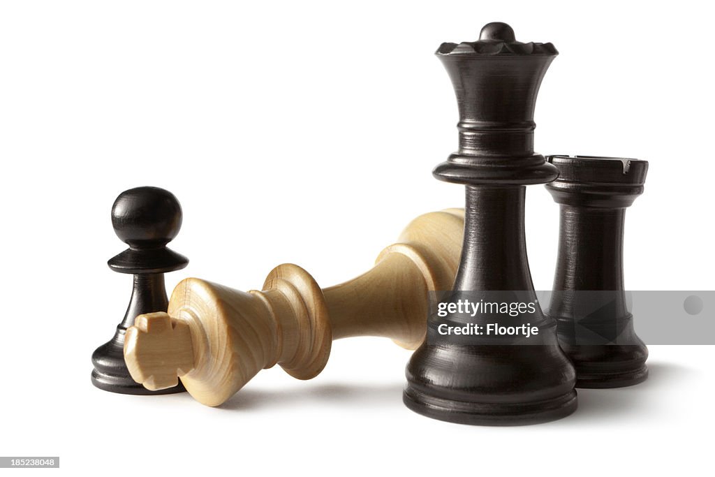 チェス：キング、クイーン、Pawn とミヤマガラス