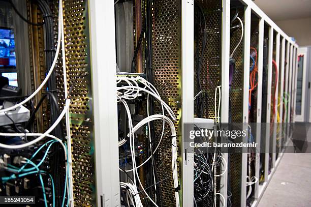 383 Computer Lab Empty Stock Photos, High-Res Pictures, and Images ...