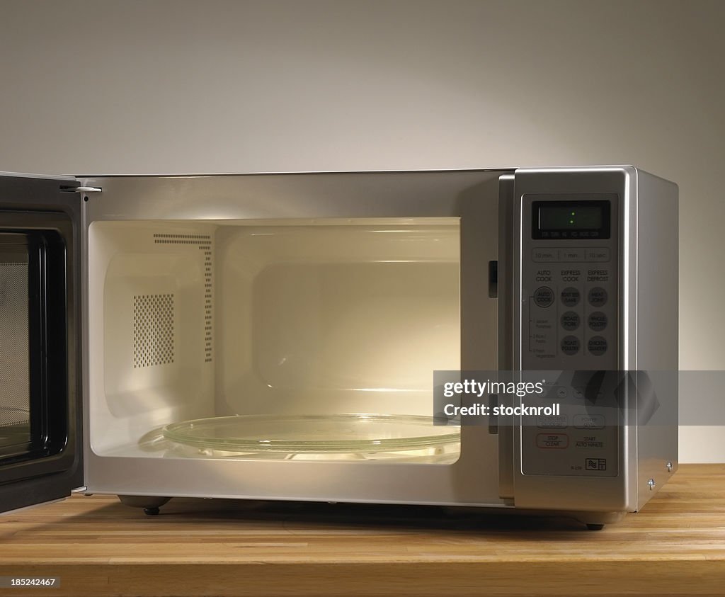 Microwave oven