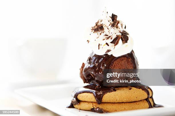 dessert - ice cream and cookies - whip cream dollop stock pictures, royalty-free photos & images