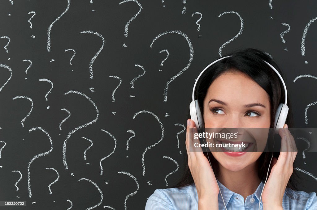 Escolha conceito de música. Ouvir com pontos de interrogação