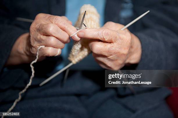 old  hands knitting with needles, my grand mother - old granny knitting stock pictures, royalty-free photos & images