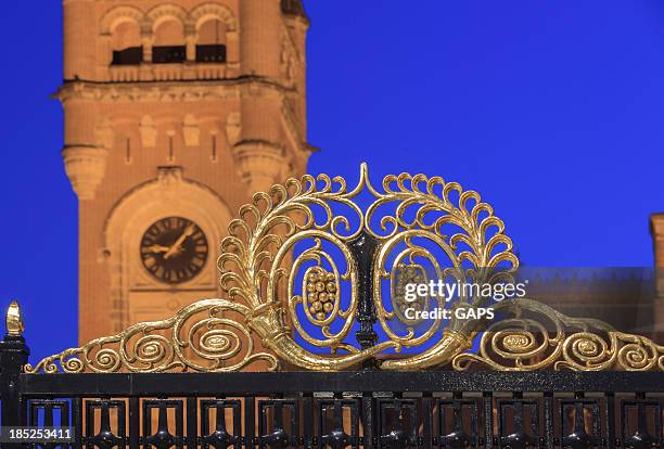 peace palace in the hague at dusk - peace palace the hague stock pictures, royalty-free photos & images