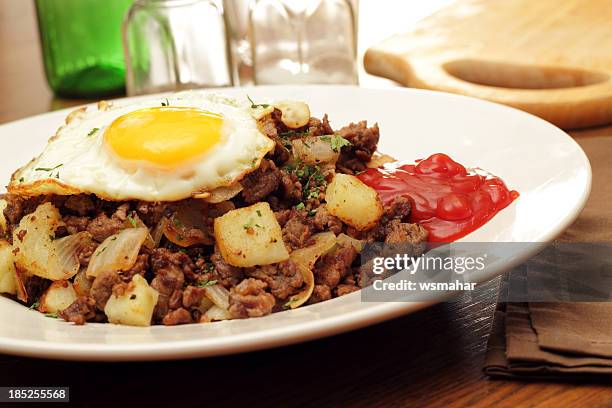 picadillo de rosbif - picadillo fotografías e imágenes de stock