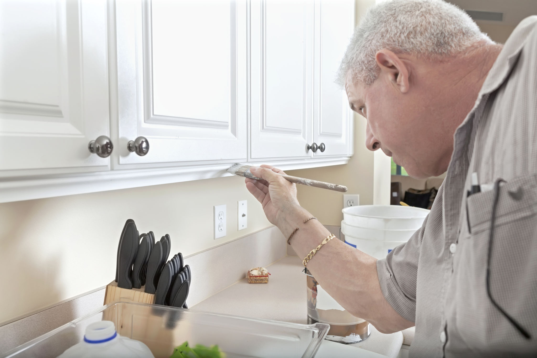 painting kitchen cabinets